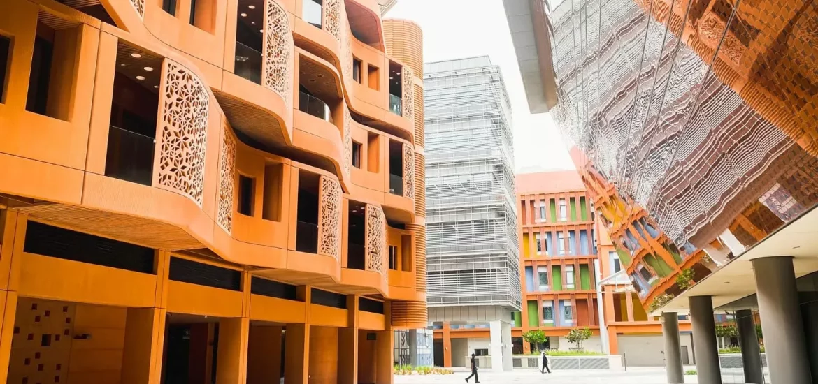 Masdar City in Abu Dhabi mit ihrer einzigartigen Architektur